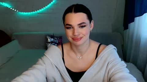 tasty_babyy online show from April 3, 2026, 1:20 pm