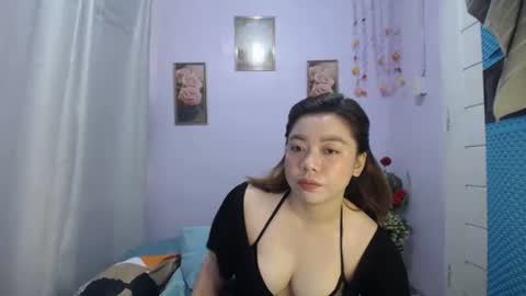 ALLIE online show from April 18, 2026, 6:34 pm