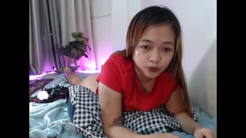 Snapshot of tastyardelinex chatting on May 11, 2026, 4:04 pm tastyardelinex online show from May 11, 2026, 4:04 pm