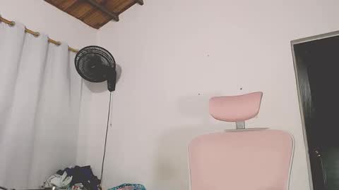 tatabebe online show from November 24, 2025, 1:27 am