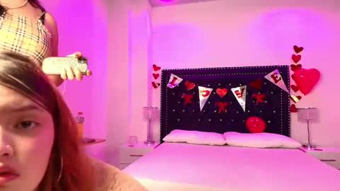 tata_and_michi online show from February 16, 2025, 3:15 am