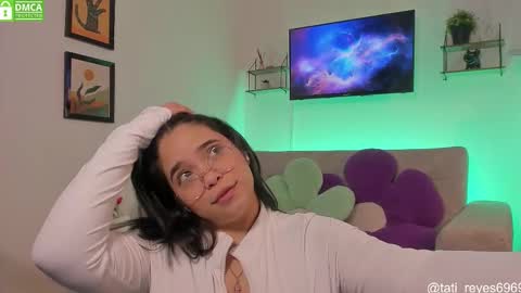 Snapshot of tati_reyes chatting on September 17, 2025, 1:46 pm Tatiana --- Schedule Monday to Sundays 800 to 200 UTC-5 online show from September 17, 2025, 1:46 pm