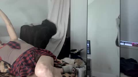 Apple Jucy online show from April 12, 2026, 11:37 am