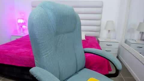 Snapshot of tatiana_arboleda chatting on September 17, 2025, 3:14 pm tatiana_arboleda online show from September 17, 2025, 3:14 pm