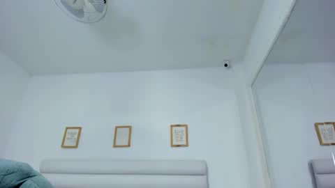 Snapshot of tatiana_arboleda chatting on September 22, 2025, 2:35 am tatiana_arboleda online show from September 22, 2025, 2:35 am