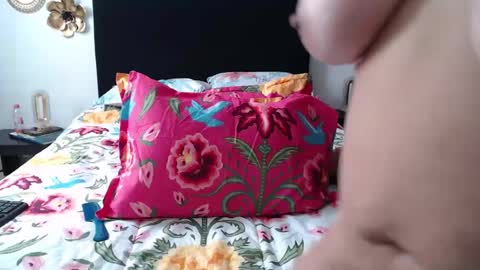 Snapshot of tatiana_monteros chatting on October 6, 2025, 7:44 pm tatiana_monteros online show from October 6, 2025, 7:44 pm