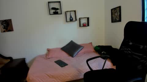 tatiana_sofiaa online show from March 17, 2026, 1:03 pm