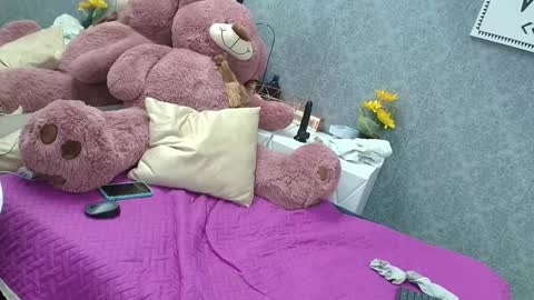 Tati online show from December 7, 2024, 7:21 pm