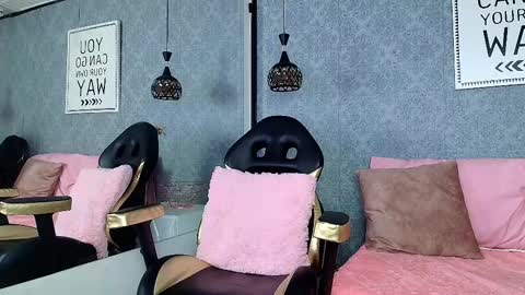 Tati online show from February 17, 2025, 8:26 pm