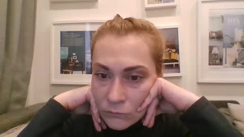 tatiana_xi online show from September 19, 2025, 8:38 am