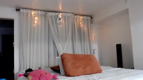 Snapshot of tatianagiraldo12 chatting on January 13, 2025, 1:23 am tatiana giraldo online show from January 13, 2025, 1:23 am