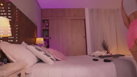 Snapshot of tatikiss_ chatting on February 27, 2026, 11:32 am Tatiana independent girl online show from February 27, 2026, 11:32 am