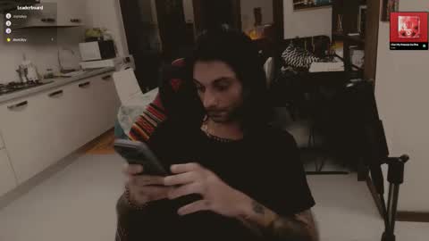 Snapshot of tattedfit chatting on December 3, 2025, 5:00 pm tattedfit online show from December 3, 2025, 5:00 pm