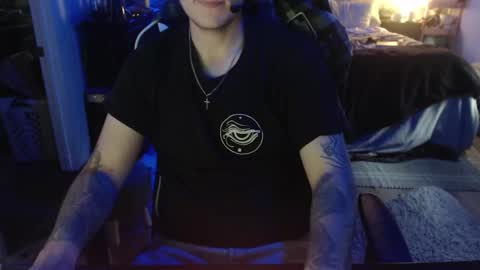 tattedhubs5 online show from October 25, 2025, 8:14 pm