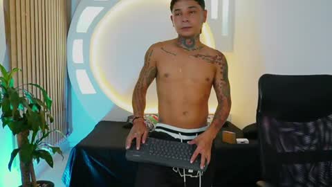 tattokoi online show from January 26, 2025, 11:29 pm