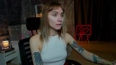 Snapshot of tattoo_artbaby chatting on October 18, 2025, 1:30 am tattoo_artbaby online show from October 18, 2025, 1:30 am