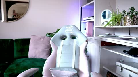 Snapshot of tattoo_ninja_kitty chatting on February 16, 2026, 5:20 pm Nathalie Hardy online show from February 16, 2026, 5:20 pm