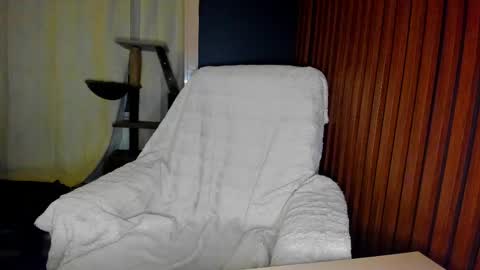 Snapshot of tattoodollx chatting on February 19, 2025, 9:03 pm Antonia online show from February 19, 2025, 9:03 pm