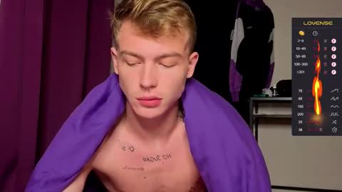 Snapshot of tattooed666cat chatting on September 25, 2025, 3:32 am Alex but u can call me Theo online show from September 25, 2025, 3:32 am