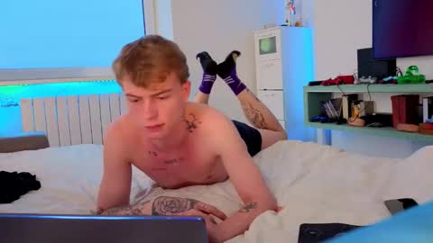 Snapshot of tattooed666cat chatting on November 7, 2025, 5:07 am Alex but u can call me Theo online show from November 7, 2025, 5:07 am