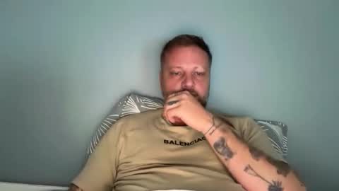Snapshot of tattoomanforgirls chatting on June 5, 2026, 5:07 pm tattoomanforgirls online show from June 5, 2026, 5:07 pm