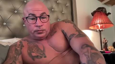Snapshot of tattoosandabs chatting on January 17, 2025, 11:29 pm tattoosandabs online show from January 17, 2025, 11:29 pm