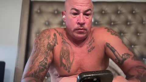 Snapshot of tattoosandabs chatting on February 22, 2025, 10:51 am tattoosandabs online show from February 22, 2025, 10:51 am