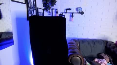 Snapshot of tattybunny chatting on December 2, 2024, 7:05 pm Tatty online show from December 2, 2024, 7:05 pm