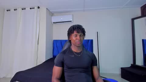 Snapshot of tau_montes chatting on February 26, 2026, 3:49 am tau_montes online show from February 26, 2026, 3:49 am