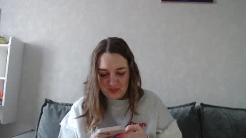 Snapshot of taxxxu chatting on December 18, 2024, 7:47 am Diana online show from December 18, 2024, 7:47 am