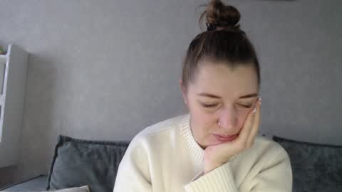 Snapshot of taxxxu chatting on January 9, 2025, 7:10 am Diana online show from January 9, 2025, 7:10 am