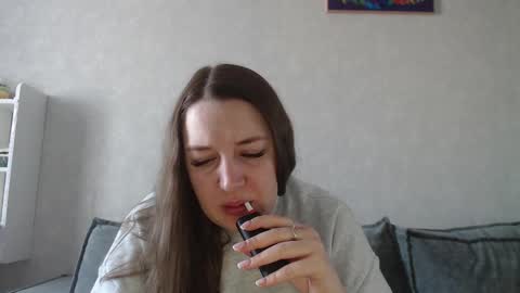 Snapshot of taxxxu chatting on February 24, 2025, 7:11 am Diana online show from February 24, 2025, 7:11 am