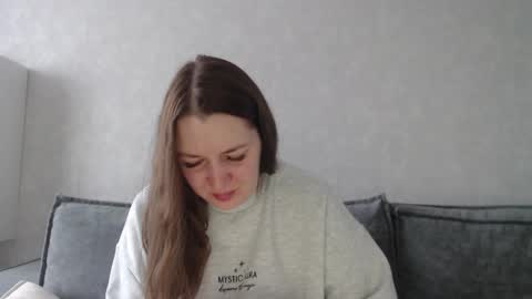 Snapshot of taxxxu chatting on March 2, 2025, 8:38 am Diana online show from March 2, 2025, 8:38 am