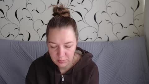 Snapshot of taxxxu chatting on September 24, 2025, 7:01 am Diana online show from September 24, 2025, 7:01 am