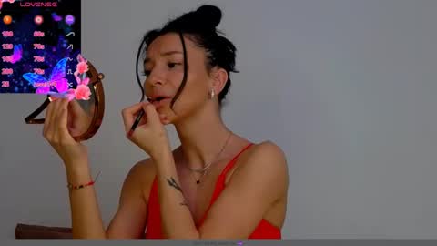 TayaKayan online show from December 19, 2024, 2:56 am