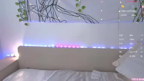 Tayasha online show from April 4, 2026, 3:53 pm