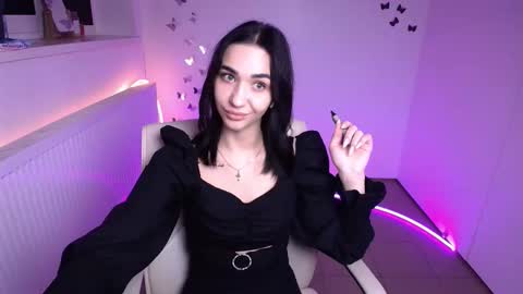 Snapshot of tayla_candy chatting on October 28, 2025, 7:23 am Tayla online show from October 28, 2025, 7:23 am