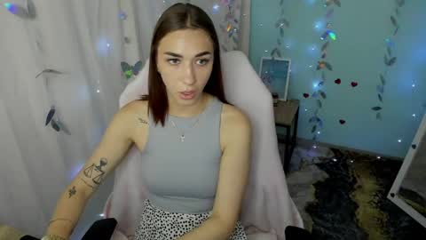 Tayla online show from May 21, 2026, 11:50 am