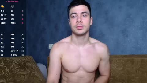 Snapshot of tayler_durden_1 chatting on November 1, 2025, 5:09 am ... online show from November 1, 2025, 5:09 am