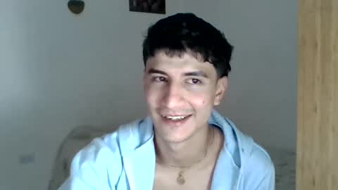 taylor1520 online show from November 12, 2025, 3:23 pm