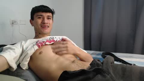 Snapshot of taylor_024 chatting on June 20, 2026, 4:26 am independent model online show from June 20, 2026, 4:26 am