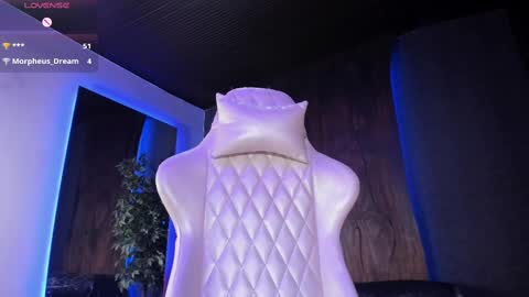 Snapshot of taylor_jonnees chatting on September 19, 2025, 4:29 pm Taylor Help me to get 100 thumbs up online show from September 19, 2025, 4:29 pm