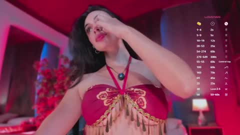 Taylor  Help me to get 100 thumbs up online show from March 29, 2026, 5:18 am