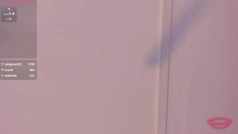 Snapshot of taylor_walton chatting on February 7, 2025, 6:34 pm Taylor online show from February 7, 2025, 6:34 pm