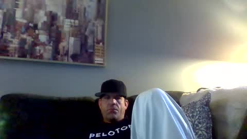 Snapshot of taylors2822 chatting on March 14, 2026, 12:21 pm taylors2822 online show from March 14, 2026, 12:21 pm