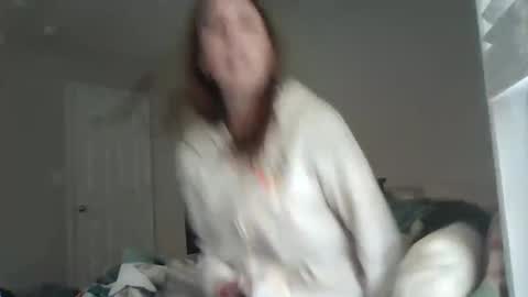 taylorslay online show from March 19, 2026, 7:51 pm