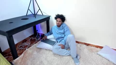 ask for cum online show from November 13, 2025, 9:36 pm