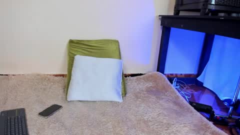 ask for cum online show from April 17, 2026, 10:57 pm