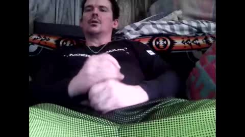 tbaxter95187 online show from February 28, 2026, 10:33 pm