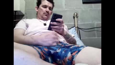 tbaxter95187 online show from March 3, 2026, 9:53 pm